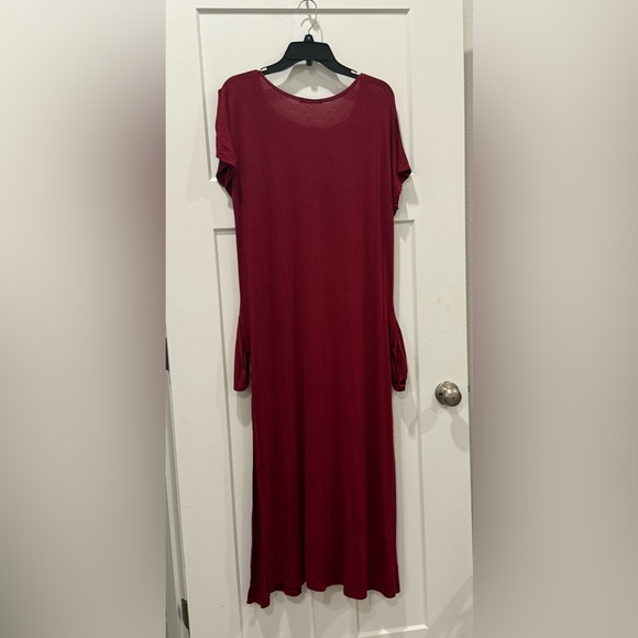 Cap-Sleeve Maxi Dress - Picture 5 of 10